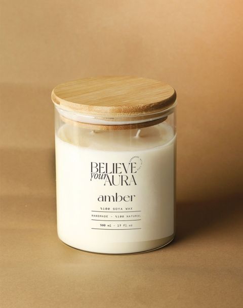 Believe Your Aura Amber Kokulu Mum - %100 Doğal Soya Mumu Ahşap Kapaklı Kavanoz Mum - MBSBRD04910-AMB
