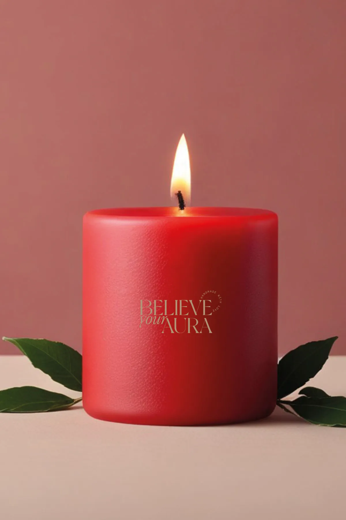 Believe Your Aura Sandal Ağacı Kokulu %100 Doğal Soya Mumu Silindir Kırmızı Dekoratif Mum - KLM200-11-28