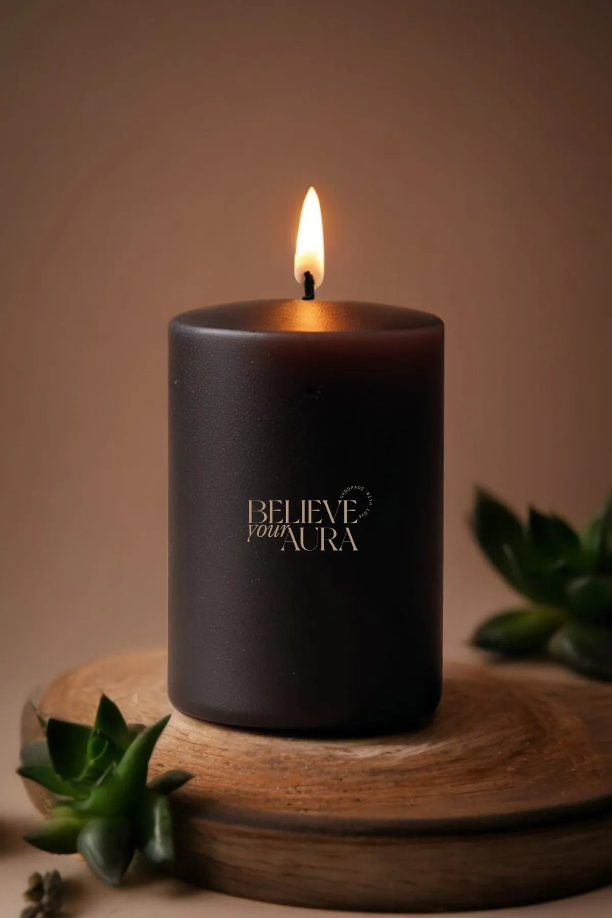 Believe Your Aura Sandal Ağacı Kokulu %100 Doğal Soya Mumu Silindir Siyah Dekoratif Mum - KLM201-20-26