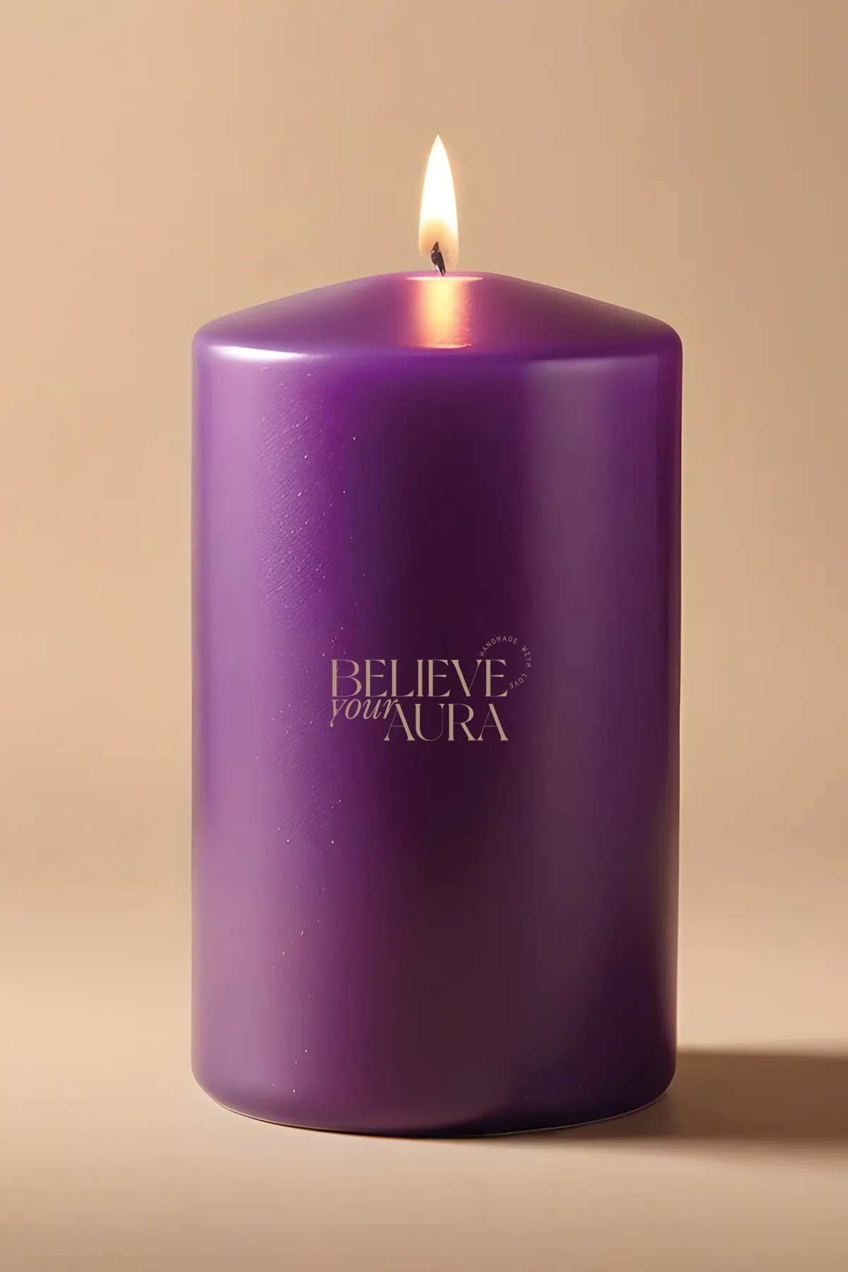 Believe Your Aura Lavanta Kokulu %100 Doğal Soya Mumu Silindir Mor Dekoratif Mum - KLM202-14-25