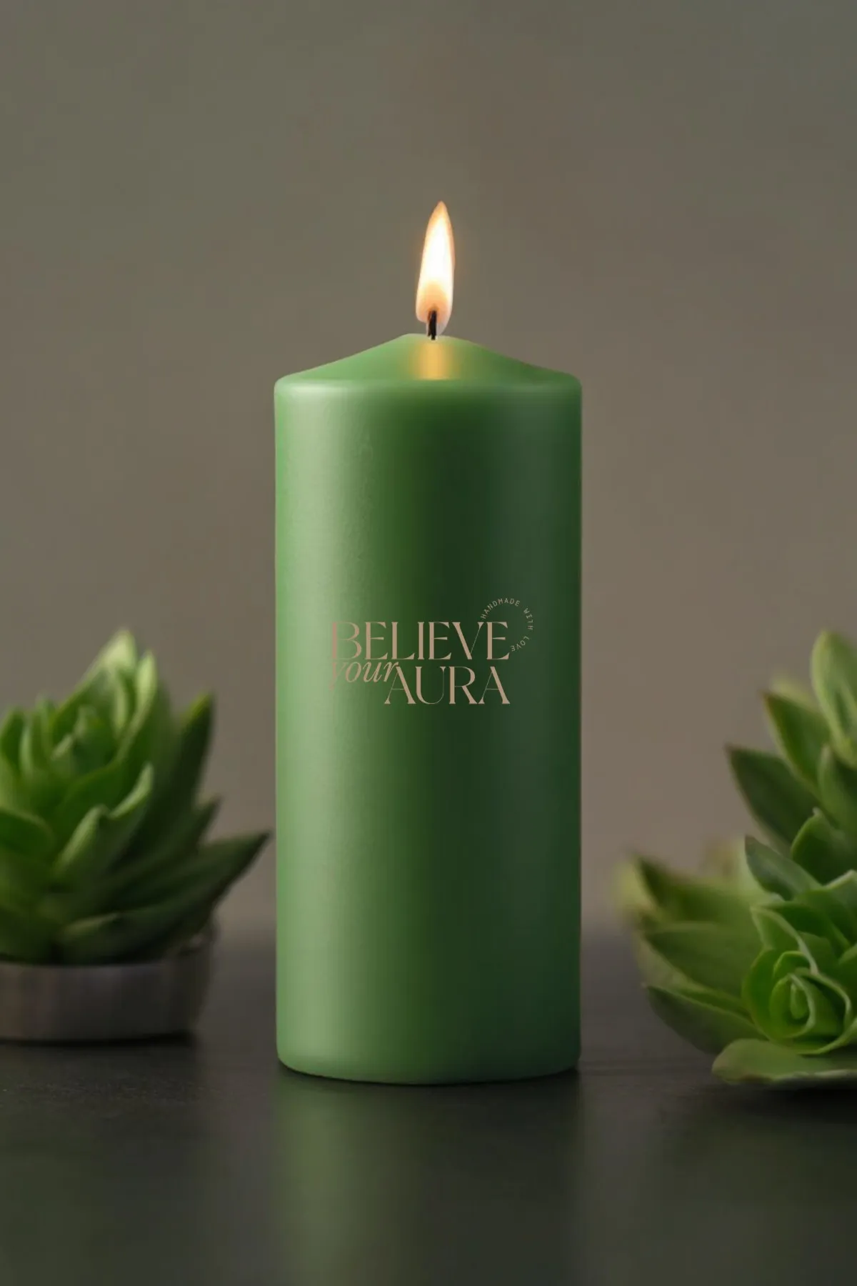 Believe Your Aura Sandal Ağacı Kokulu %100 Doğal Soya Mumu Silindir Yeşil Dekoratif Mum - KLM203-15-24