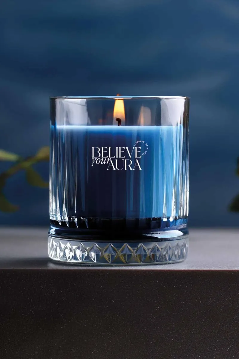 Believe Your Aura Lavanta Kokulu %100 Doğal Soya Mumu Kristal İndigo Bardak Aromaterapi Kokulu Mum - MBSBRD03610-LVN