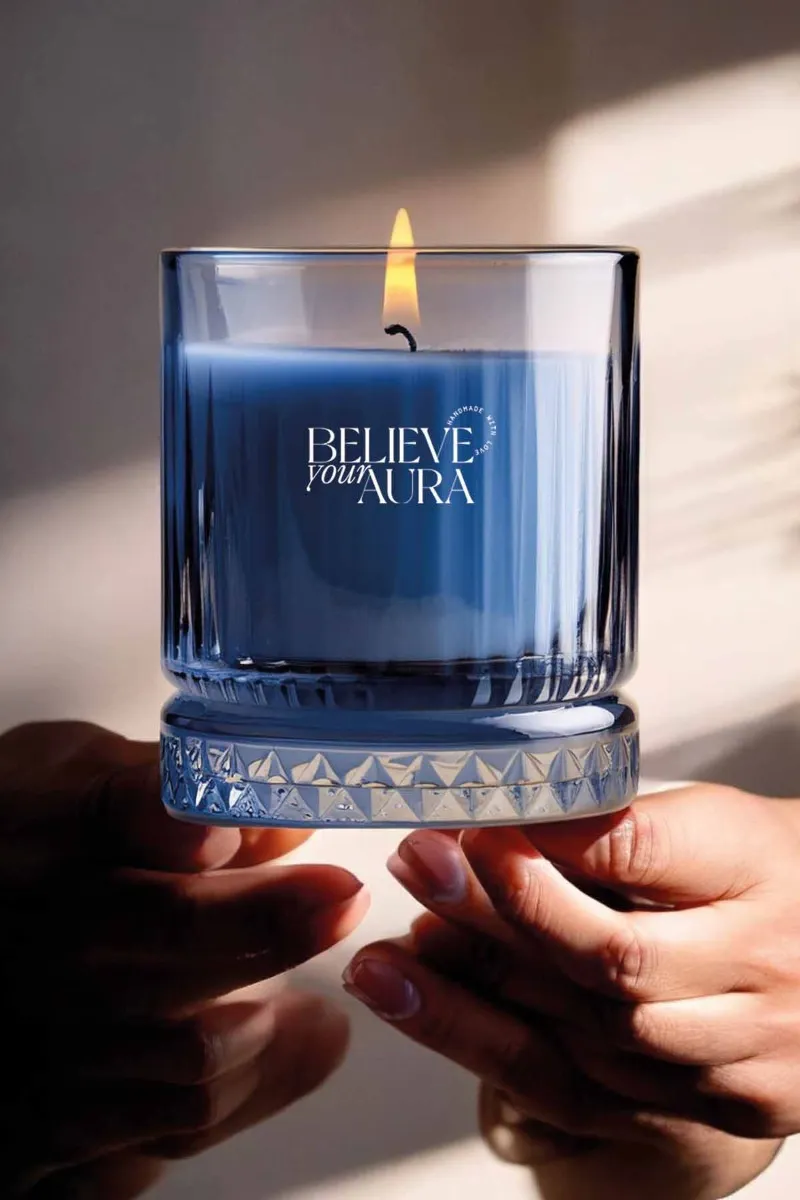 Believe Your Aura Lavanta Kokulu %100 Doğal Soya Mumu Kristal İndigo Bardak Aromaterapi Kokulu Mum - MBSBRD03610-LVN