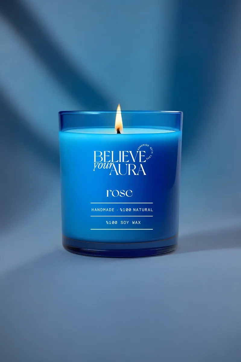Believe Your Aura Natural Soya Mumu Gül Kokulu Mavi Bardak Mum - MBSBRD04310-GUL
