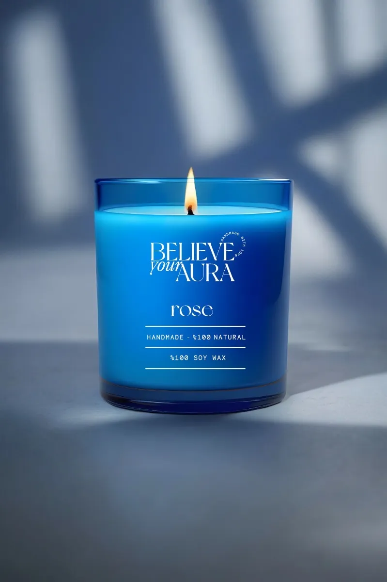 Believe Your Aura Natural Soya Mumu Gül Kokulu Mavi Bardak Mum - MBSBRD04310-GUL