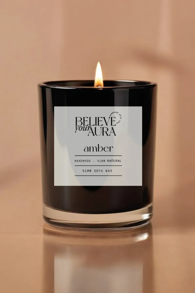 Believe Your Aura Amber Kokulu %100 Doğal Soya Mumu Aromaterapi ve Dekoratif Siyah Bardak Mum - MBSBRD05010-AMB