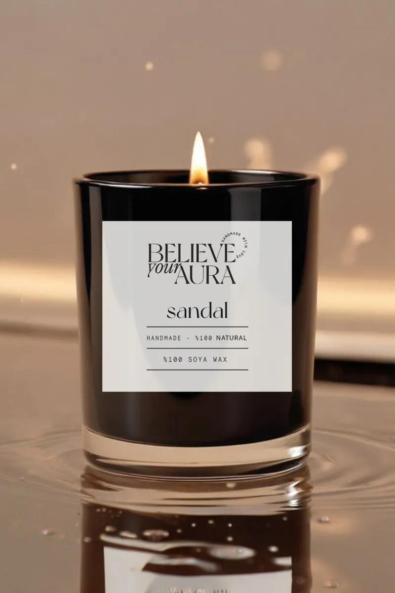 Believe Your Aura Sandal Ağacı Kokulu Mum - %100 Doğal Soya Aromaterapi ve Dekoratif Siyah Bardak Mum -MBSBRD05010-SND
