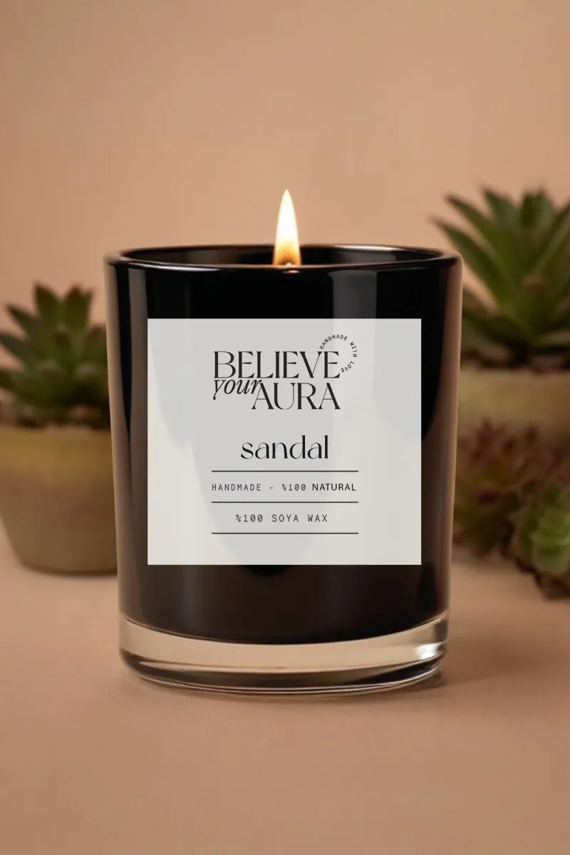 Believe Your Aura Sandal Ağacı Kokulu Mum - %100 Doğal Soya Aromaterapi ve Dekoratif Siyah Bardak Mum -MBSBRD05010-SND