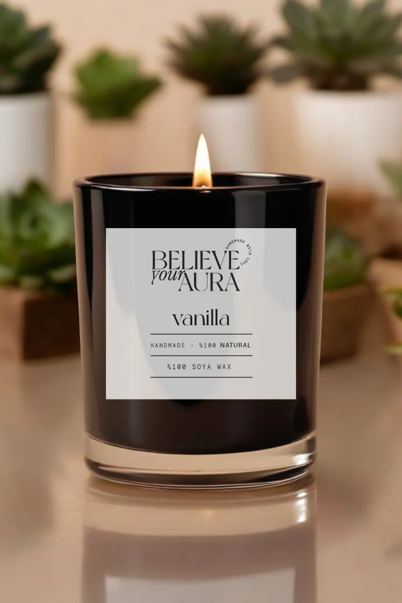 Believe Your Aura Vanilya Kokulu Mum - %100 Doğal Soya Aromaterapi ve Dekoratif Siyah Bardak Mum - MBSBRD05010-VNL