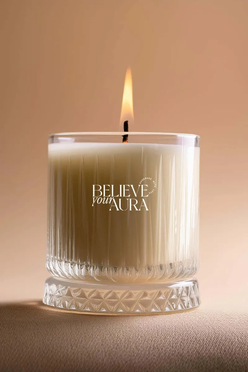 Believe Your Aura Sandal Ağacı Kokulu Mum - %100 Doğal Soya Mumu Kristal Bardak Aromaterapi Beyaz Kokulu Mum - MBSBRD069SND-10