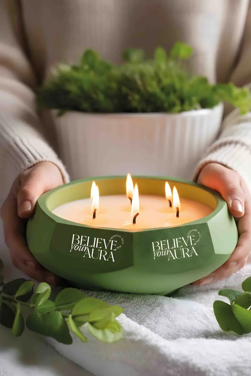 Believe Your Aura Sandal Ağacı Kokulu Mum - %100 Soya Mumu El Yapımı Yeşil Beton Aromaterapi Kokulu Mum MBSBTN200510-15-SND