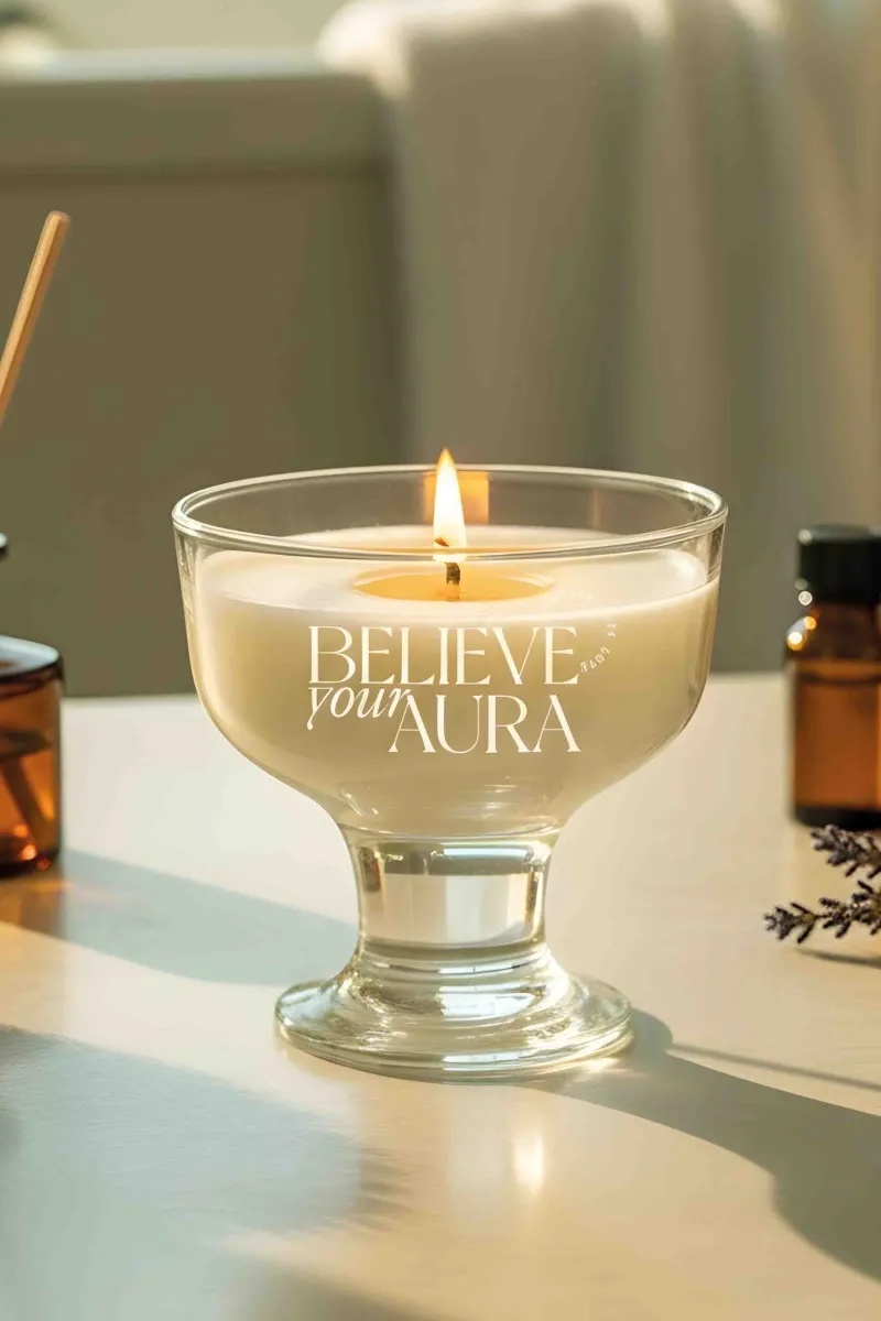 Believe Your Aura Sandal Ağacı Kokulu Mum - %100 Doğal Soya Mumu Aromaterapi ve Dekoratif Kokulu Mum MBSKAS01710-SND