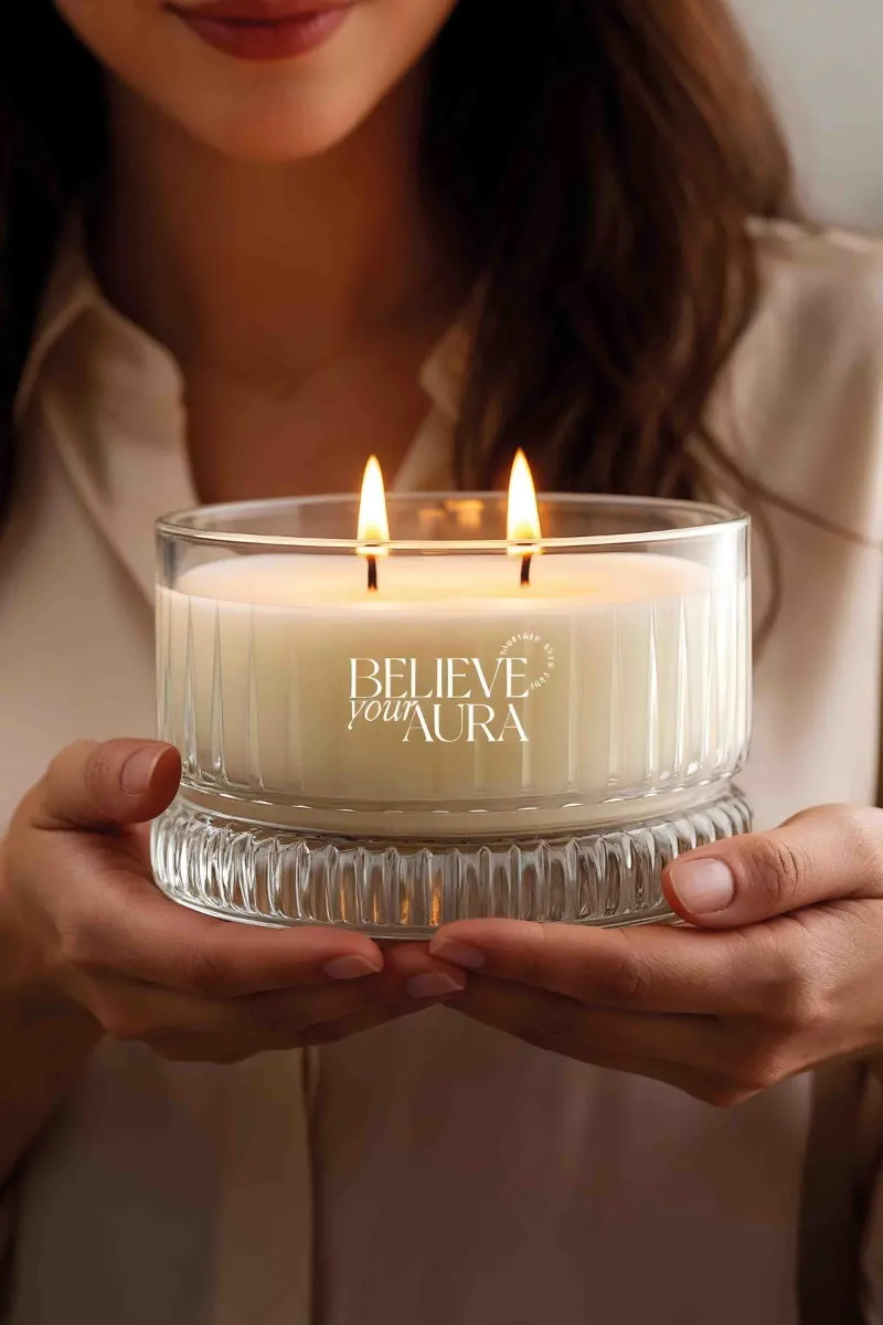 Believe Your Aura Sandal Ağacı Kokulu Mum - %100 Doğal Soya Mumu Kristal Kase Aromaterapi Mum MBSKAS03810-SND