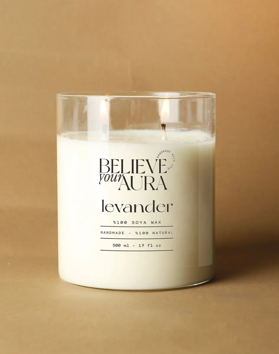 Believe Your Aura Lavanta Kokulu Mum - %100 Doğal Soya Mumu Ahşap Kapaklı Kavanoz Mum - MBSBRD04910-LVN