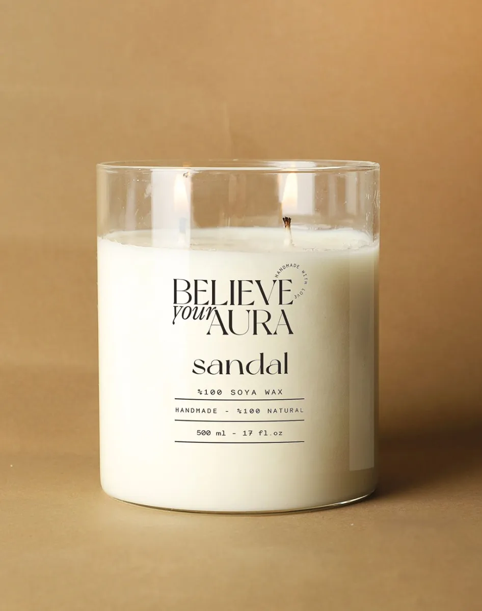 Believe Your Aura Sandal Ağacı Kokulu Mum - %100 Doğal Soya Mumu Ahşap Kapaklı Kavanoz Mum - MBSBRD04910-SND