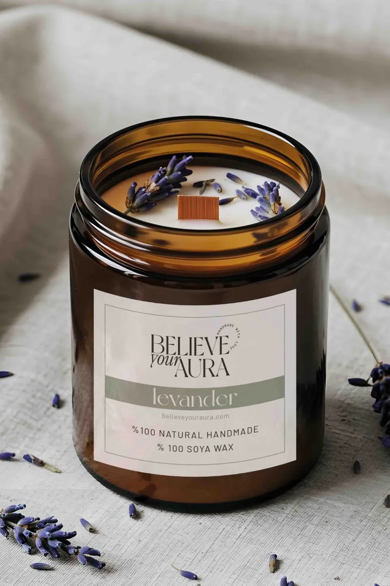 Lavanta Dekorlu Doğal Soya Mumu  - Lavanta kokulu Ahşap Fitilli Aromaterapi Mum - 240 cc