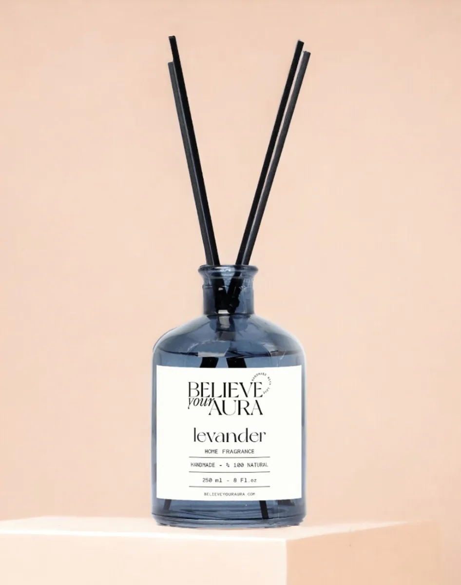Believe Your Aura Organik Lavanta Bitki Özü Esanslı Fiber Çubuklu Oda Kokusu - 250 ml